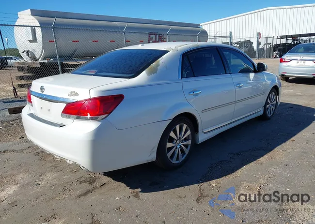 4T1BK3DB3BU402909: 43613360