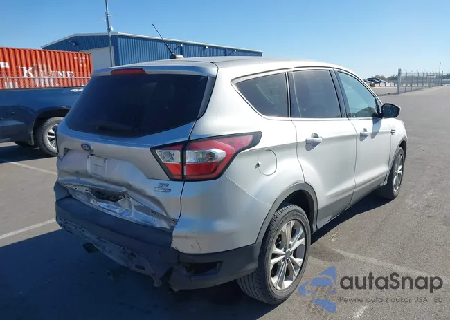 1FMCU9GDXHUE95435: 43613530