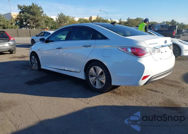 KMHEC4A41FA126114: 43613596