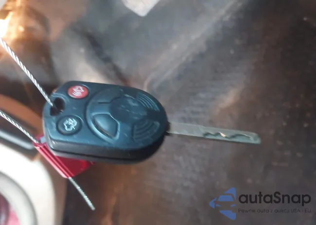 1FADP3F25EL413843: 43613692