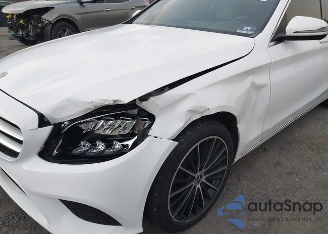 WDDWF8EB9KR517500: 43613766