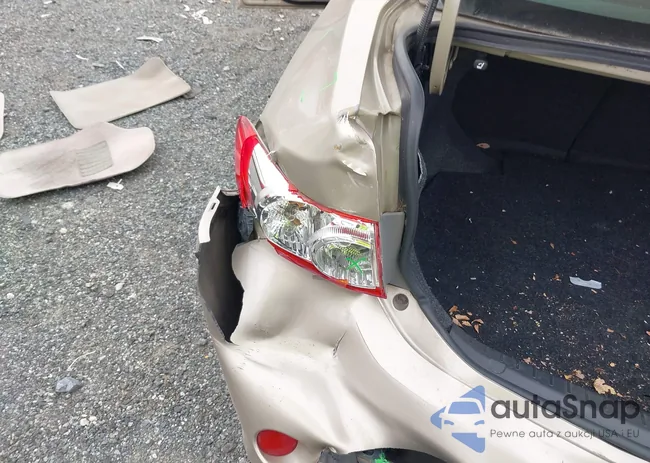 2T1BU4EE8AC374694: 43613811