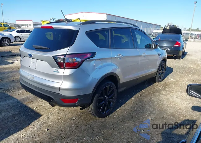 1FMCU0GD4JUD14041: 43614380