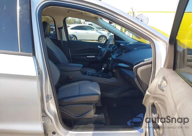 1FMCU0GD4JUD14041: 43614380