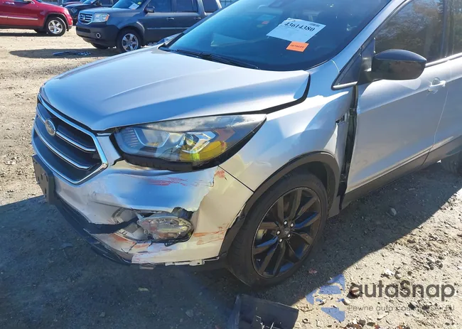 1FMCU0GD4JUD14041: 43614380