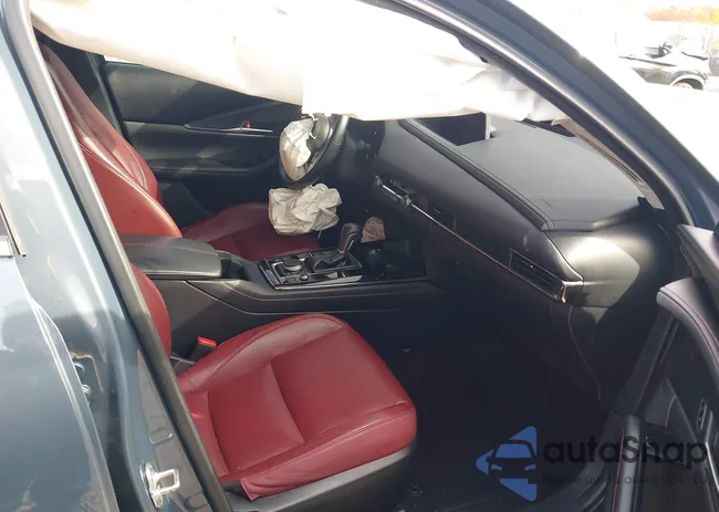 3MVDMBCM0RM653422: 43614396