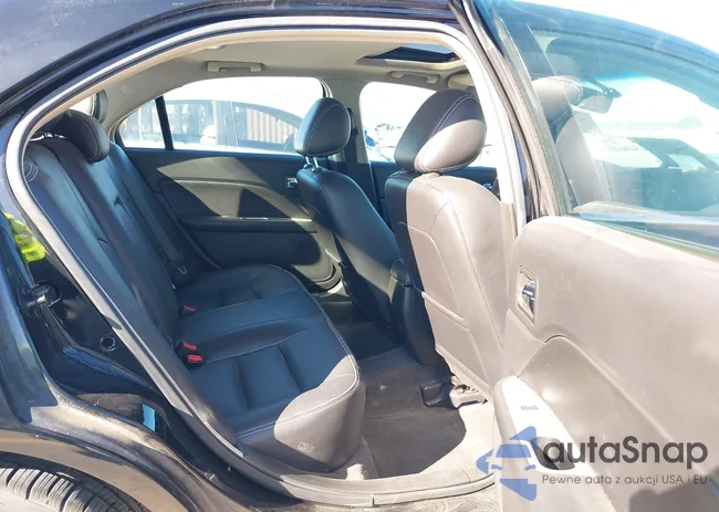 3FAHP0JA7CR130194: 43614665