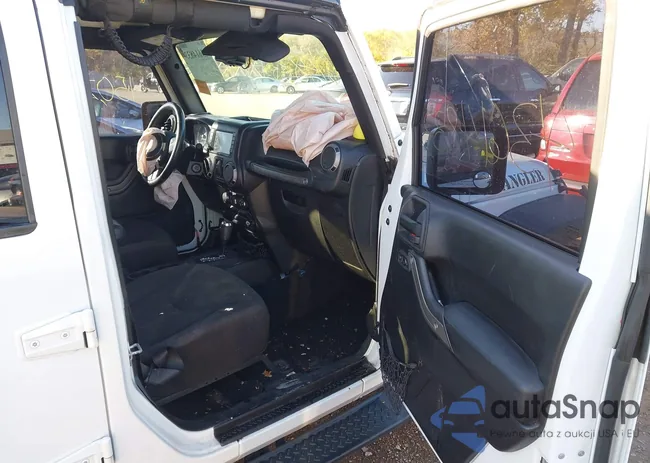 1C4BJWDG8GL176108: 43614833