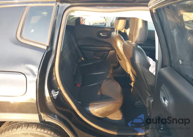 3C4NJDBB9KT665736: 43614136