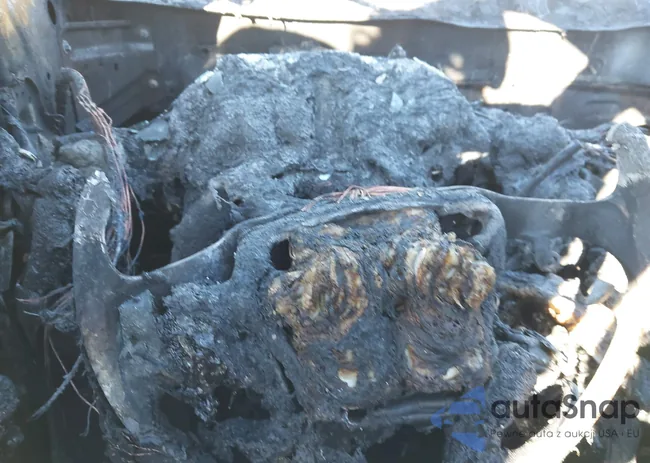 5XYZWDLA1FG258967: 43614155