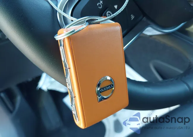 YV4162UK1N2763065: 43615335