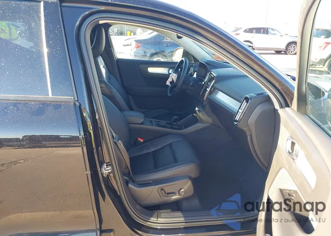 YV4162UK1N2763065: 43615335