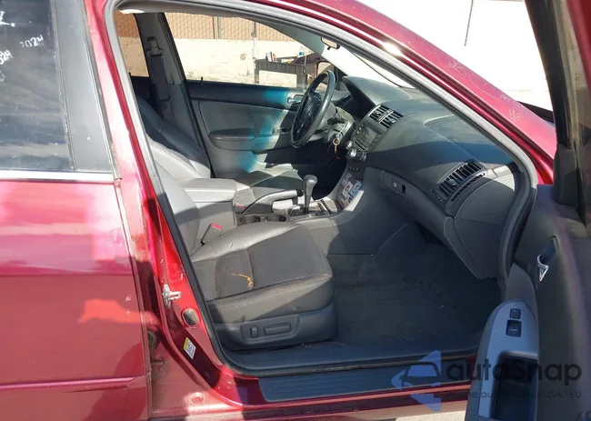 1HGCM66514A067585: 43615364