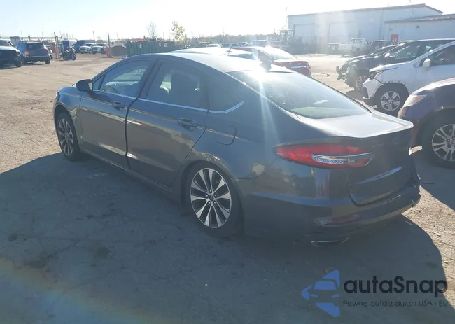 3FA6P0T90LR209717: 43615378