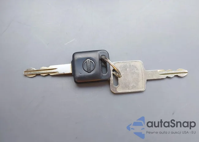 3N1CB51D23L812657: 43615527