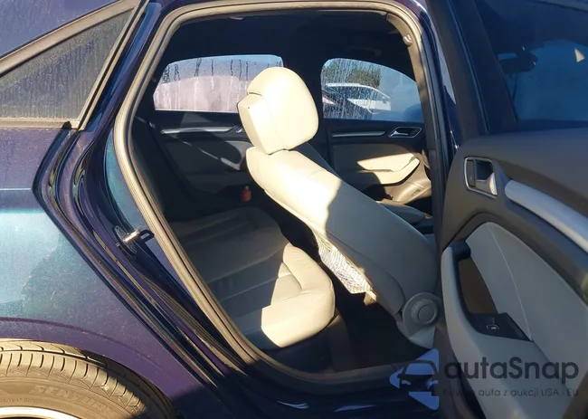 WAUAUGFF8J1030059: 43615568