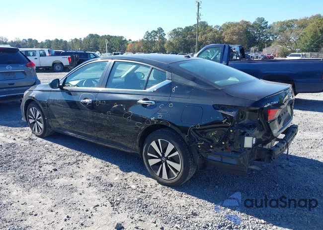 1N4BL4DW6NN306044: 43615584