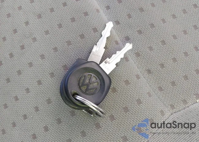 WV2KB47032H057122: 43615598