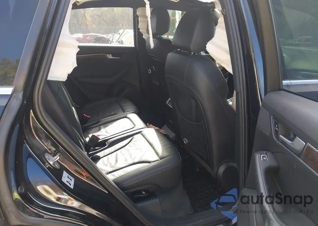 WA1LFAFP6FA057077: 43615733