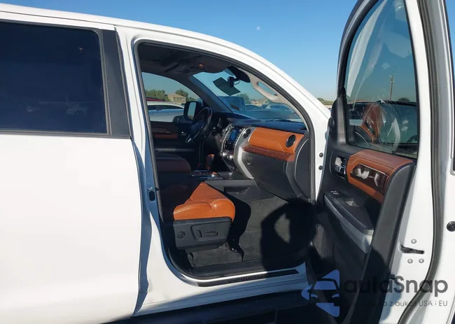 5TFAY5F12MX043732: 43615764