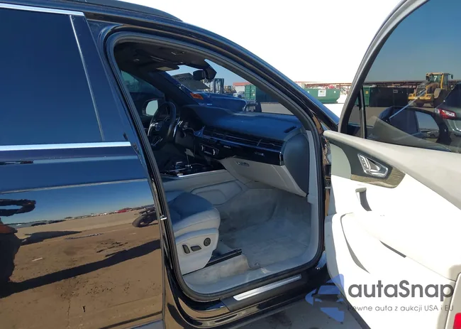 WA1LAAF7XHD018833: 43615773