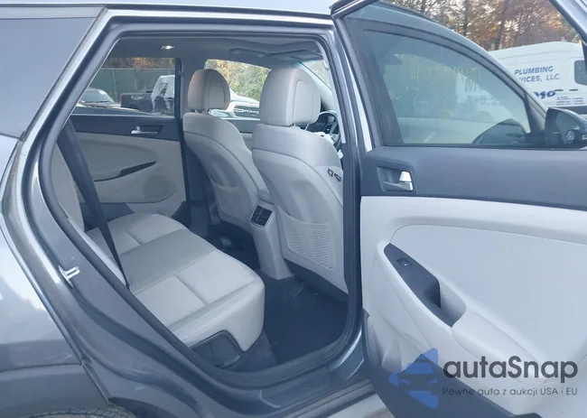 KM8J33A25JU791404: 43614967