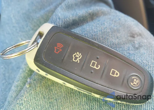 1FMCU9J91EUA28582: 43616616