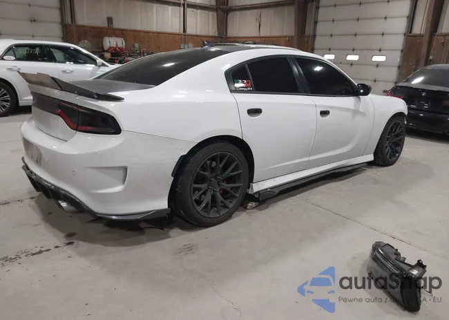 2C3CDXEJ2FH909555: 43616800