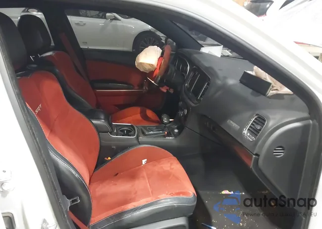 2C3CDXEJ2FH909555: 43616800