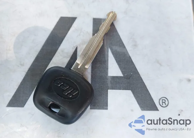 2T1BURHE7KC217104: 43616873