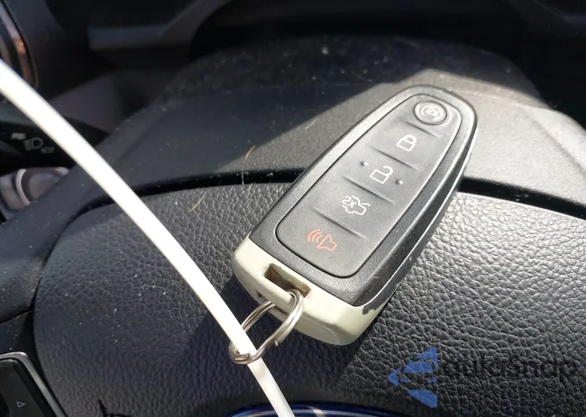 1FMCU0JD0HUC44640: 43616003