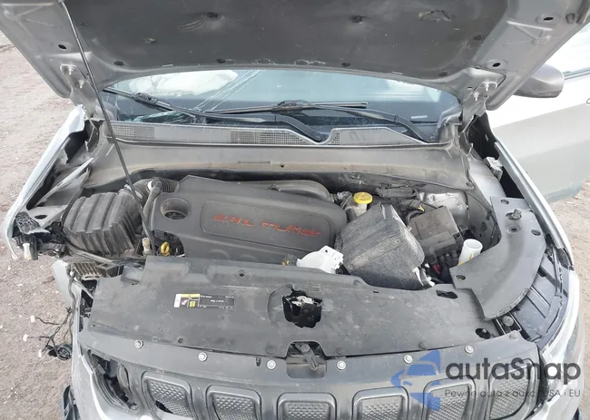 3C4NJDDB2NT192151: 43616082