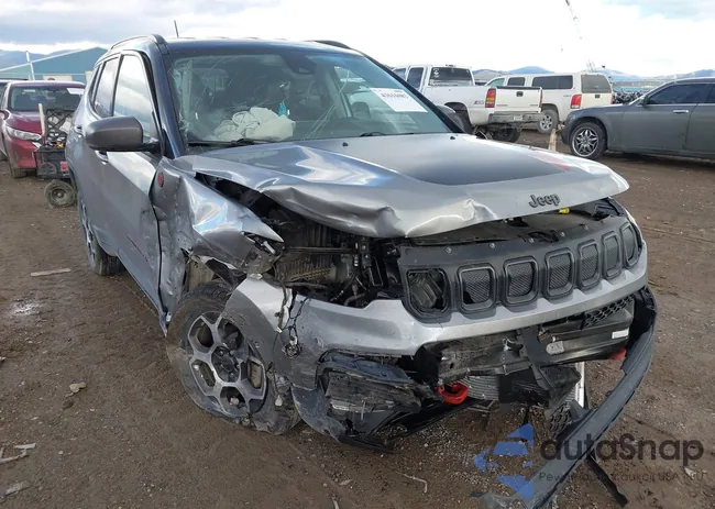 3C4NJDDB2NT192151: 43616082