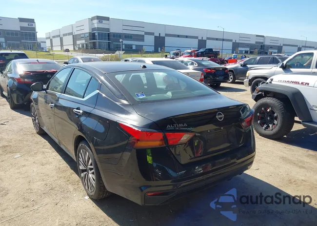 1N4BL4DV5RN307912: 43616270