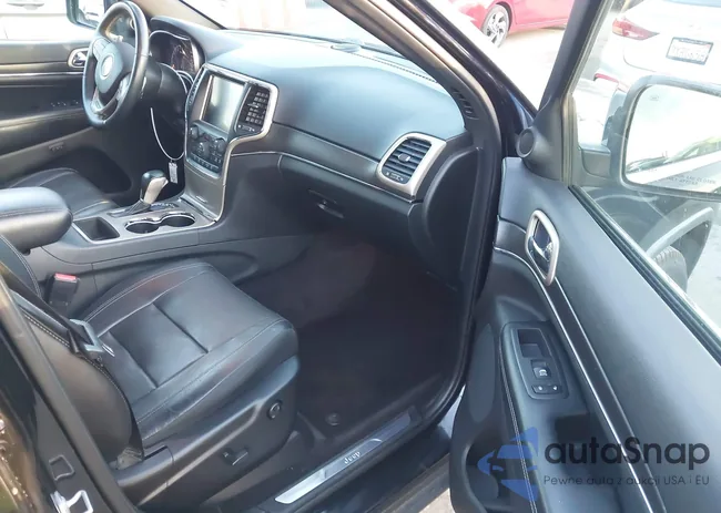 1C4RJEBG0HC779700: 43617292