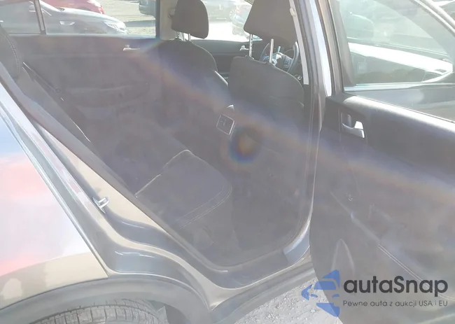 KNDPMCACXH7297987: 43617318