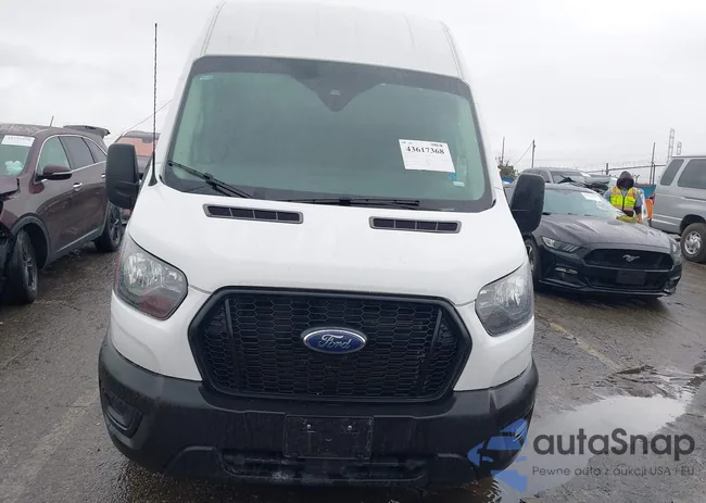 1FTBR1X8XPKB01786: 43617368