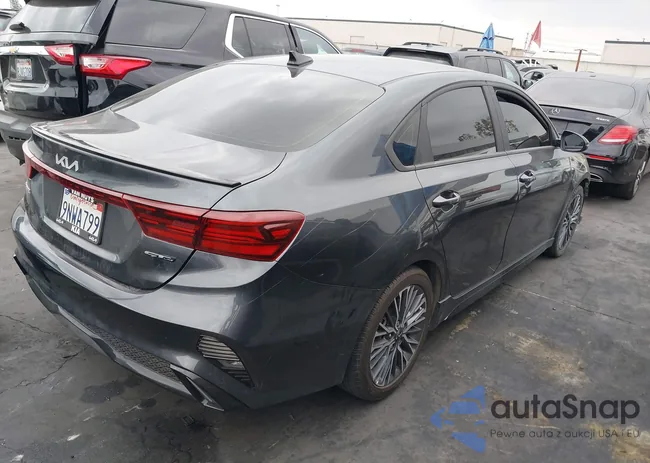 3KPF54AD8RE808072: 43617505