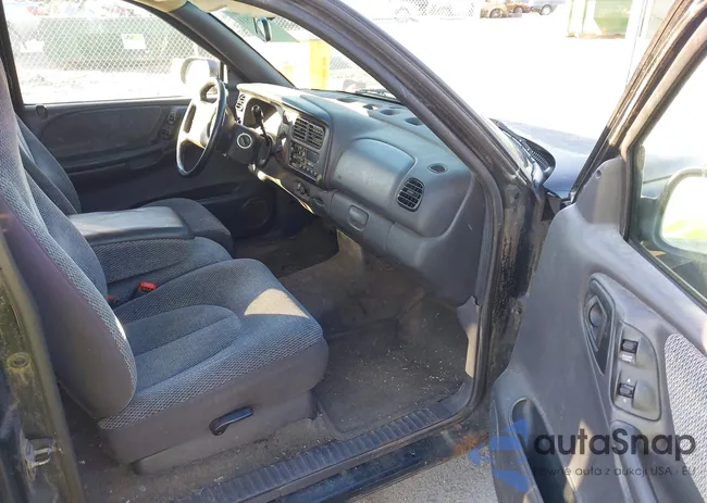 1B7GL23X9VS296979: 43617511