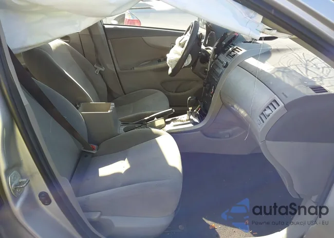 2T1BU4EE6AC487382: 43617581