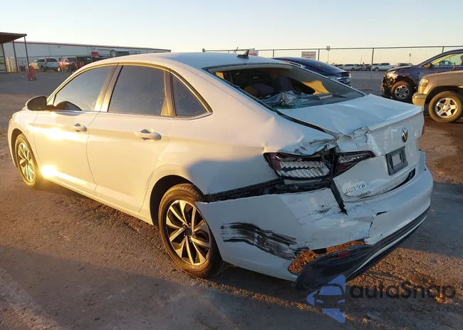 3VW4M7BU6RM030819: 43617612