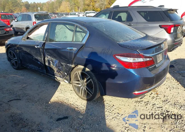 1HGCR2F15HA172868: 43617652