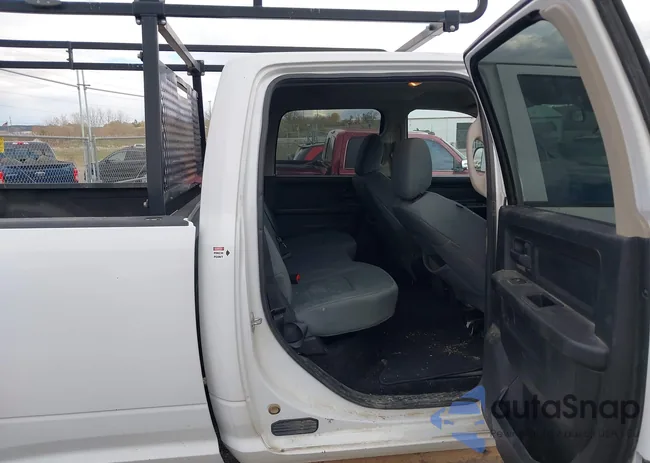 3C6TR5HT1DG568930: 43617779