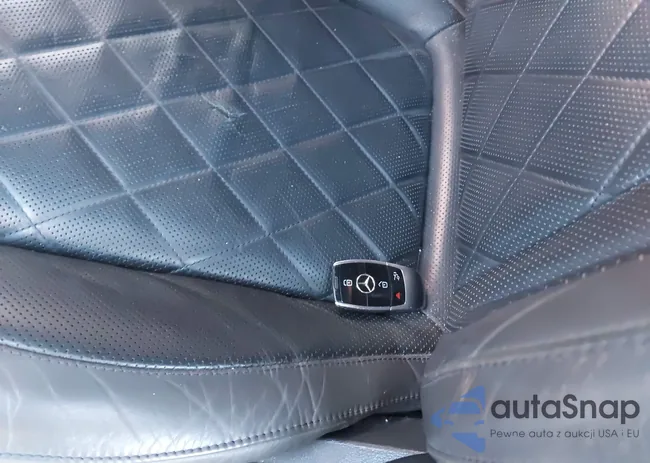 WDDZF4KB2KA633338: 43617782