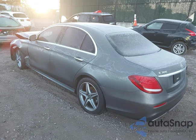 WDDZF4KB2KA633338: 43617782