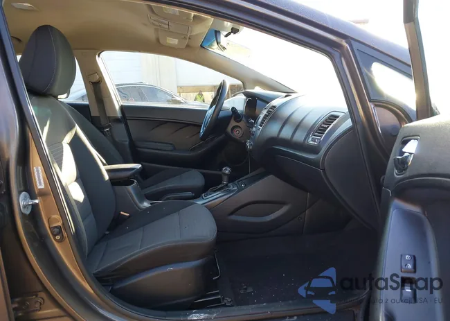 KNAFX4A69F5321060: 43617818