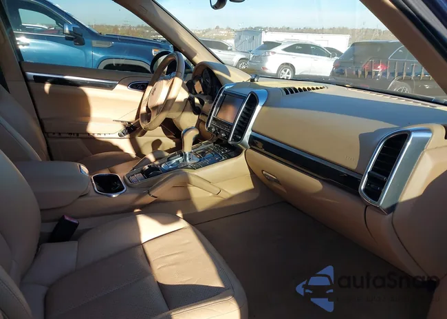 WP1AA2A2XCLA00716: 43617827