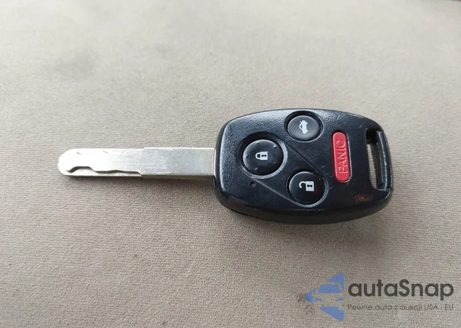 1HGCP2F36BA041723: 43616992