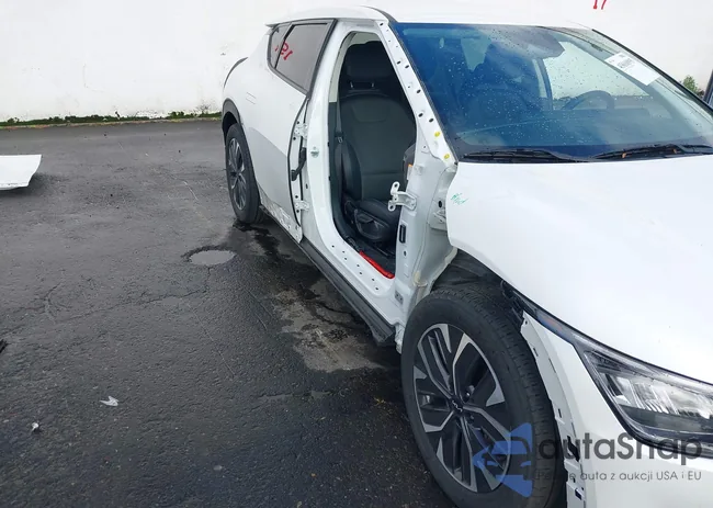 KNDC3DLC4R5188006: 43616995