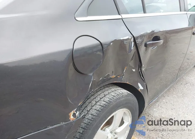 1G1PC5SB6E7218775: 43617246